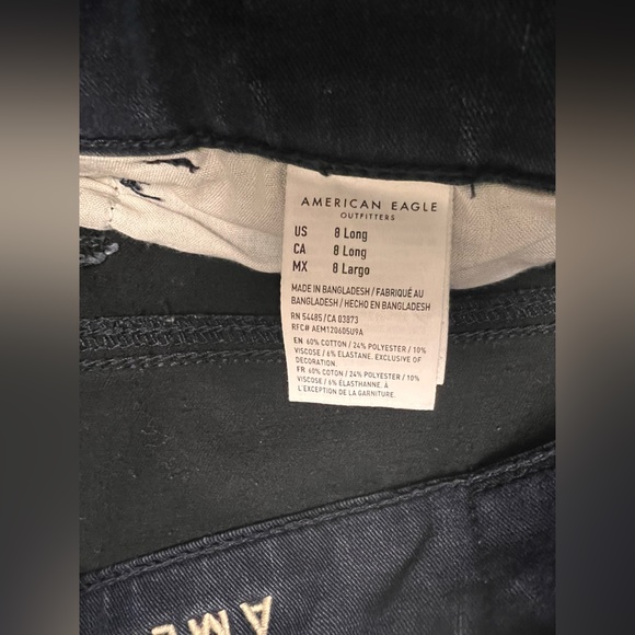 ❗️💲CLOSEOUT SALE: $5 💲❗️- Ultra Dark Wash High Waist AE Jeans - Picture 6 of 6